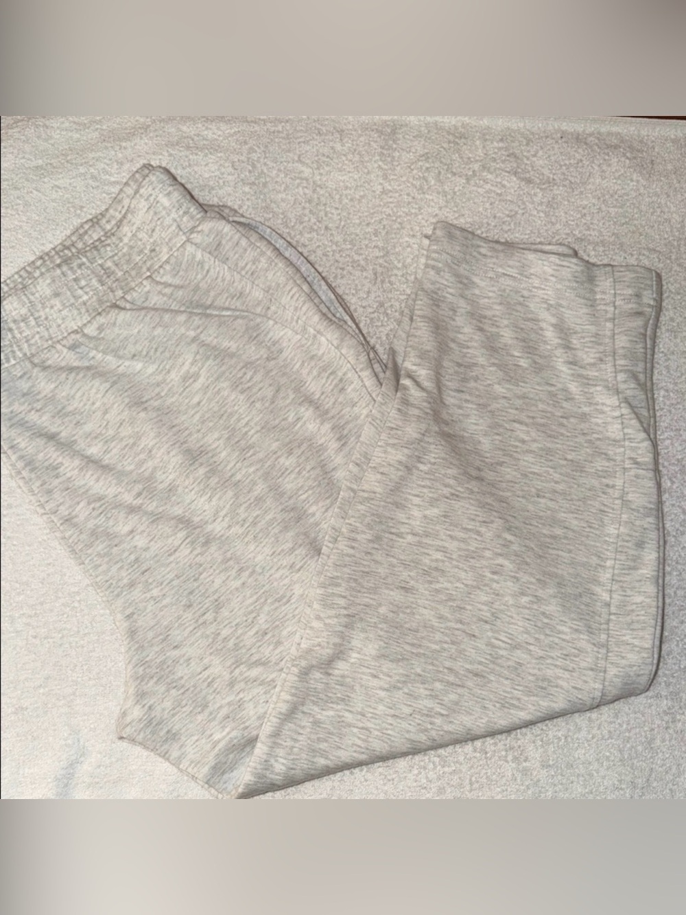 Danskin Cropped Sweatpants Loungewear Super Soft Pockets Wide Leg 24” Inseam